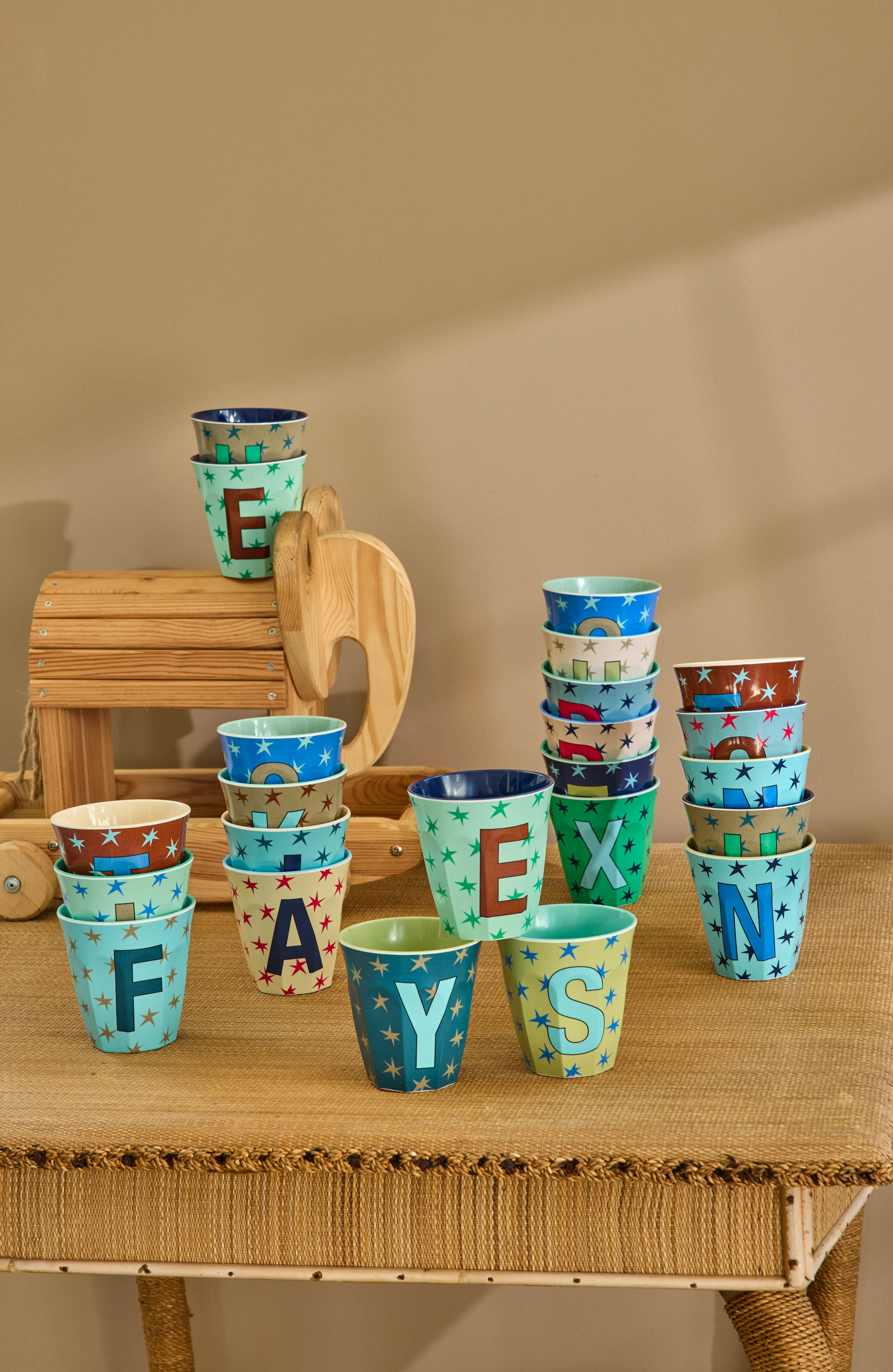 Blooms and stars alphabet cups