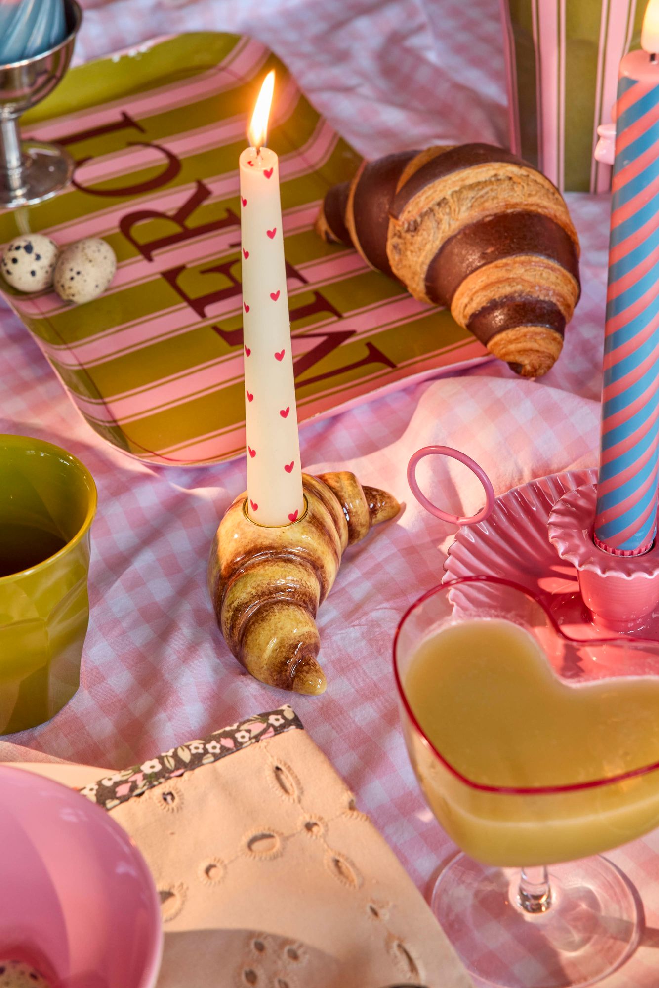 LE_CDHOL-CRO_1.jpg